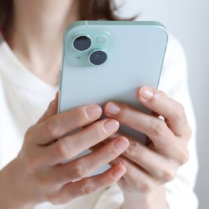 非表示アカウントに潜む浮気の見つけ方完全ガイド